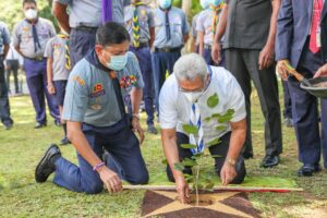 පැල ලක්ෂයක් රෝපණය කිරීමේ ජාතික බාලදක්ෂ ක්‍රියාන්විතය ජනපති ප්‍රධානත්වයෙන් ඇරඹෙයි