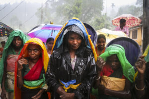 රජය වතු කම්කරුවන් රවට්ටන්න උත්සාහ කරනවා - විජිත හේරත්