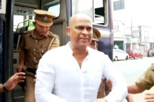 (video) රන්ජන්ට ආණ්ඩුවේ ප‍්‍රබලයෙක් දුරකතනයෙන් අමතයි, ආණ්ඩුවට ආවොත් නිදහස් කරන බව කියයි