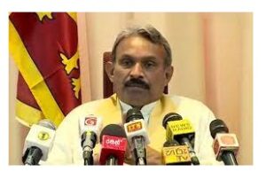 "කෘෂි රසායන ද්‍රව්‍ය ගෙන්වීම නැවත්වීමට යාම මරි මෝඩ තීරණයක්" - හේමකුමාර නානායක්කාර