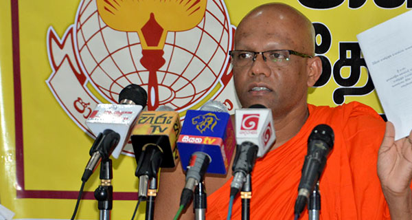 "බලශක්ති ස්වෛරීත්වය නොමැති රටක් ඕනෑම අවස්ථාවක දණගැස්විය හැකියි" - පූජ්‍ය වකමුල්ලේ උදිත හිමි