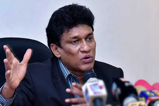 ජනතාව ජාතී, ආගම් වශයෙන් බෙදා වෙන්කරන්නේ ඥානසාර හිමියන් - මනෝ ගනේෂන්