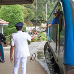 දුම්රිය ස්ථානාධිපති තනතුරුවලට පෙත්සමක්