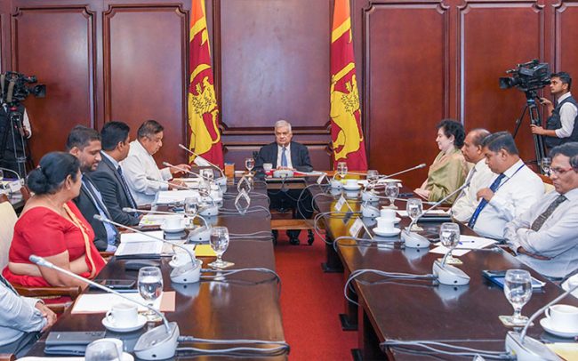 ප්‍රාථමික කර්මාන්ත රාජ්‍ය අමාත්‍යාංශයට අයත් ආයතන 5ක ලාභ භාණ්ඩාගාරයට