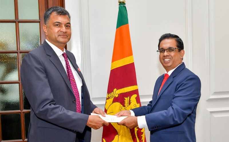 නව ආරක්ෂක ලේකම් ලෙස එයාර් වයිස් මාර්ෂල් (විශ්‍රාමික) සම්පත් තුයියකොන්ත මහතා