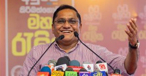 අගමැතිනිය තැබූ මනාප වාර්තාව පැය කිහිපයකින් බිඳ දැමූ විජිත හේරත්