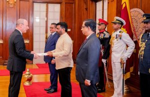 නව තානාපතිවරු 7 දෙනෙක් අක්තපත්‍ර භාර දෙයි