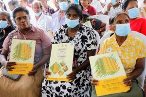 කැලණිවැලි දුම්රිය මාර්ගයේ අනවසර පදිංචිකරුවන්ට නව නිවාස