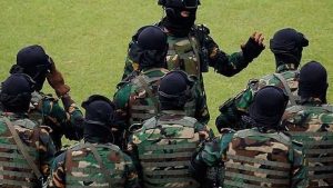 බංග්ලා­දේ­ශයේ හමුදා බුද්ධි අංශය විසු­රුවා හැරී­මට පිය­වර
