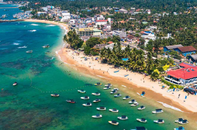 වෙරළ තීරයේ අනවසර ඉදිකිරිම්වලින් වාර්ෂිකව දඩ මුදලක්