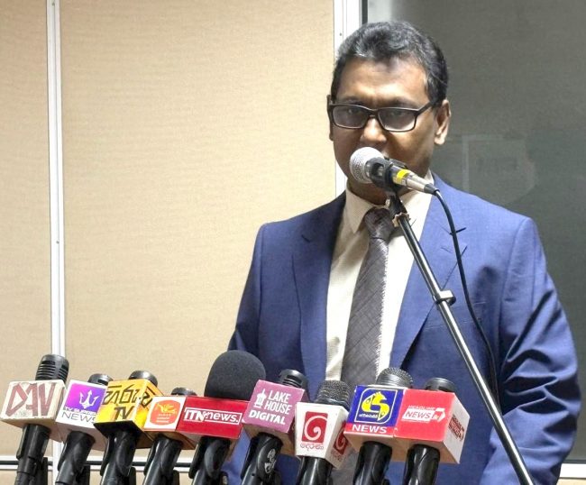 රාජ්‍ය නිළධාරීන්ට නොමිලේ සංඥා භාෂා පාඨමාලාවක්