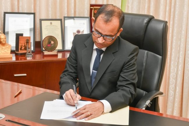 නව බෞද්ධ කටයුතු කොමසාරිස් ජනරාල් රාජකාරී ආරම්භ කරයි