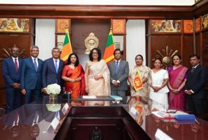 අභිනවයෙන් පත් වූ දූත මණ්ඩල ප්‍රධානීන් අගමැතිවරිය හමුවෙයි