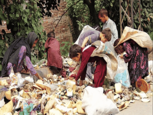 පාකි­ස්තා­නයේ දරි­ද්‍ර­තාව 25% ඉක්ම­වයි - ලෝක බැංකු­ව