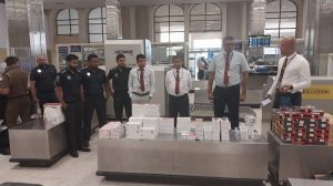 ලක්ෂ 50ක් වටිනා භාණ්ඩ සමඟ ව්‍යාපාරික යුවළක් කටුනායකදී අත්අඩංගුවට