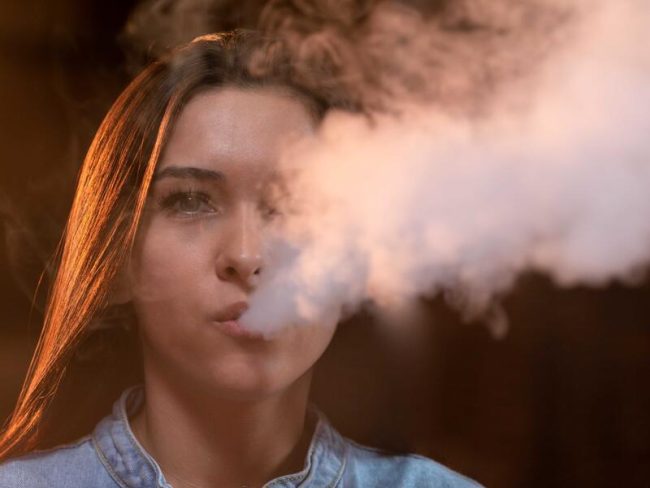 ලොව පුරා ඊ-සිගරට් භාවිත කරන අවු. 13 - 15 අතර ළමුන් මිලියන 15ක් – WHO