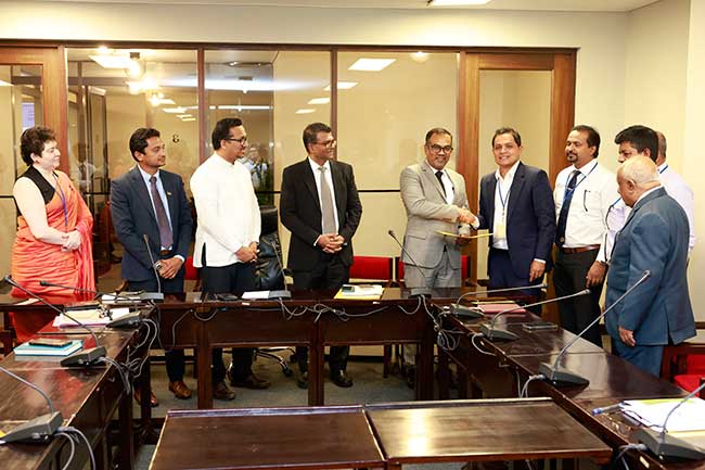 රාජ්‍ය ව්‍යාපාරවලින් ලද රු.මි 757.4ක ලාභාංශ භාණ්ඩාගාරයට