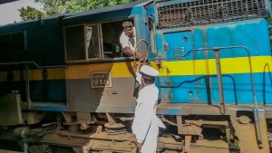 දුම්රිය සේවයට නව රියදුරන් බඳවා ගැනීම් 162ක්