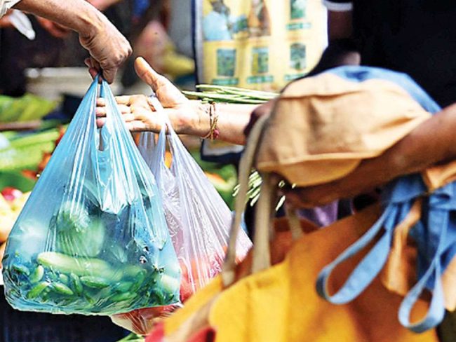 පොලිතීන් මලුවලට මුදල් අයකර ගැනීමේ සූදානමක්