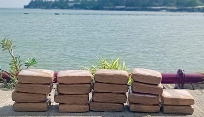 රු.මි 08ට අධික වටිනාකමින් යුත් කේරළ කංසා නාවික හමුදා භාරයට