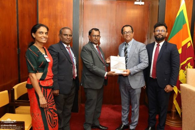 විගණකාධිපතිගේ 2024 වාර්ෂික වාර්තාව කථානායකට