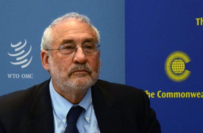 දිට්වා’ හමුවේ ශ්‍රී ලංකාවේ විදේශ ණය ගෙවීම් අත්හිටුවන්න – ආර්ථික විද්‍යාඥයින් 120ක ගෙන් ඉල්ලීමක්