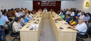 රෙදිපිළි හා ඇඟළුම් නිෂ්පාදන කර්මාන්ත සංවර්ධනයට උපදේශන සභාවක්