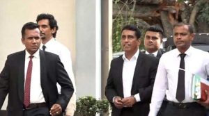 ජොන්ස්ටන්, පුත්‍රයින් දෙදෙනා ඇතුළු සැකකරුවන් 5දෙනා තවදුරටත් රිමාන්ඩ්