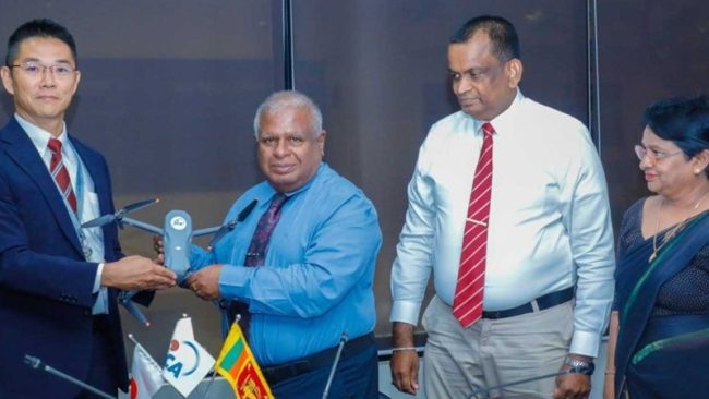 JICA වෙතින් මාර්ග සංවර්ධන අධිකාරියට ඩ්‍රෝන කැමරා