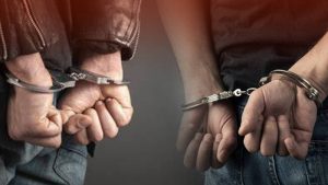 රැකියා ලබාදෙන බව පවසමින් මුදල් වංචා කළ තරුණයින් දෙදෙනෙකු අත්අඩංගුවට