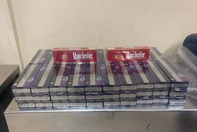 ලක්ෂ 18ක් වටිනා විදේශීය දුම්වැටි තොගයක් කටුනායක දී අත්අඩංගුවට