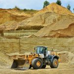 බර ඛනිජ කැණීම් බලපත්‍ර නිකුත් කිරීම තාවකාලිකව අත්හිටුවයි