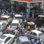 අනවශ්‍ය ලෙස ඉන්ධන රැස්කිරීම ගැන පොලීසියෙන් නිවේදනයක්