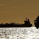 ඉරාන තෙල් සඳහා පැනවූ සම්බාධක දින 30කට ඉවතට