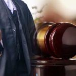 නීතිඥවරියකගේ නීතිඥ භාවය අහෝසි කර අත්හිටවූ සිරදඬුවමක්