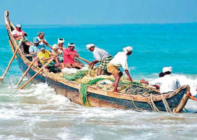 බංග්ලාදේශයෙන් නිදහස ලැබූ ලාංකික ධීවරයින් ලංකාවට