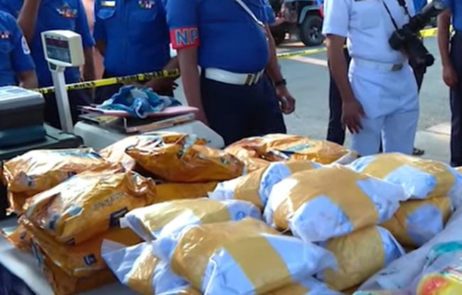 දික්ඕවිට වරායට ගෙන ආ යාත්‍රාවේ රු.මි 6,000ක හෙරොයින් කිලෝ 300ක්