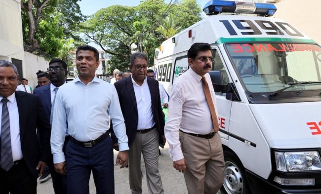 1990 ගිලන්රථ සේවාවේ නව කාර්යාලයක් විවෘත කරයි