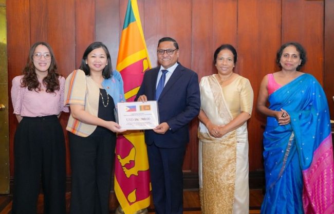 ශ්‍රී ලංකාවට පිලිපීනයෙන් අ.ඩො 100,000ක ආධාරයක්