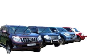 නීතිවිරෝධී ලෙස එකලස් කළ සුඛෝපභෝගී වාහන 20ක් සමග 03කු අත්අඩංගුවට