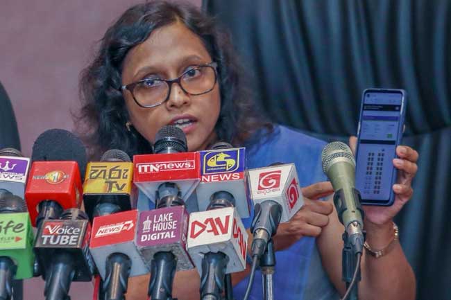 දුරගමන් යන මගීන්ට ආසන වෙන් කිරීමට ක්‍රම 3කින්