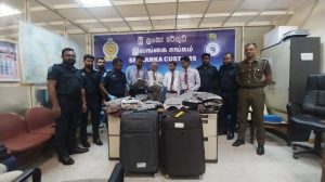 කෝටි 14කට අධික ‘කුෂ් ‘ සමග දෙදෙනෙකු කටුනායක දී අත්අඩංගුවට
