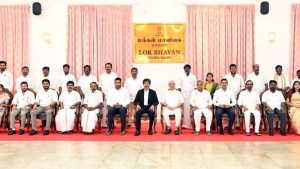 තමිල්නාඩු මහ ඇමති විජේ කැබිනට් මණ්ඩලය පුළුල් කරයි
