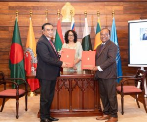 UNESCO සංවිධානය, ශ්‍රී ලංකා රජය සහ දකුණු ආසියානු ගුරු සංවර්ධන මධ්‍යස්ථානය ත්‍රෛපාර්ශ්වික ගිවිසුමක