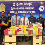 රු. ලක්ෂ 60කට අධික දුම්වැටි සමඟ චීන ජාතිකයින් 3 දෙනෙකු  අත්අඩංගුවට