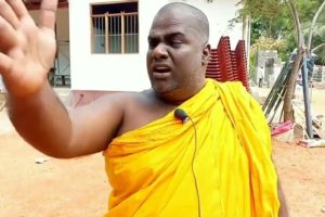 රාජාංගනේ හිමි අත්අඩංගුවට