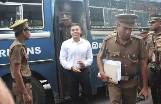 යෝෂිතට ඇප