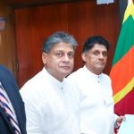 විපක්ෂයේ මන්ත්‍රීවරුන්ගෙන් කථානායකට ලිපියක්