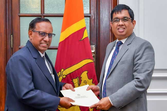 සබරගමුව පළාතට නව ප්‍රධාන ලේකම්වරයෙකු පත් කෙරේ