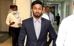 ඩුබායි සුද්දා අත්අඩංගුවට